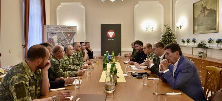 Erstes Bürgermeistertreffen des Militärkommando NÖ Erstes Bürgermeistertreffen des Militärkommando NÖ